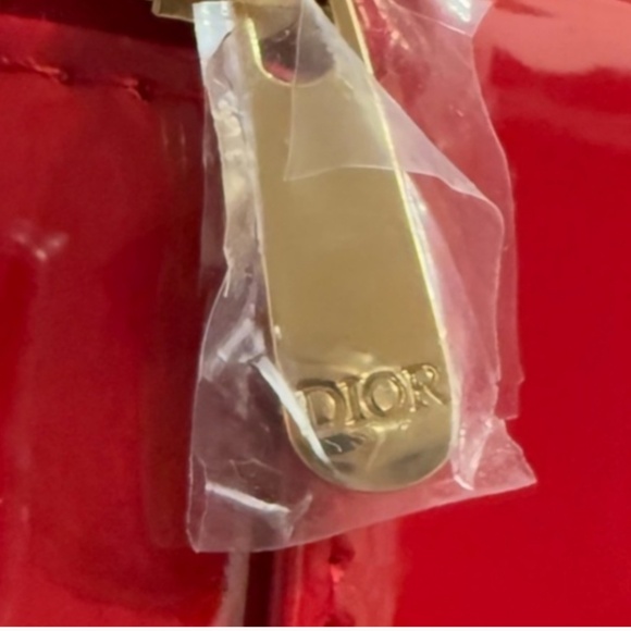 Dior Beauty Glossy Red Cosmetic Case with Box - Picture 6 of 9